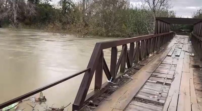 Lumi Erzen del nga shtrati në Sukth, disa fshatra në rrezik përmbytjeje