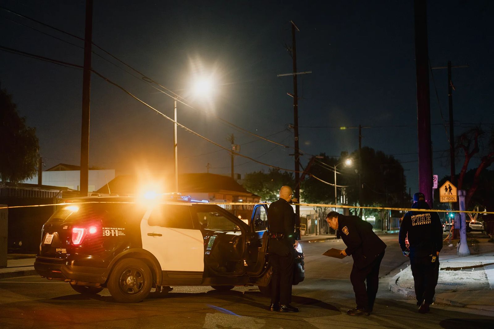 Tragjike në Los Angeles, 13-vjeçarja qëllon për vdekje 16-vjeçarin