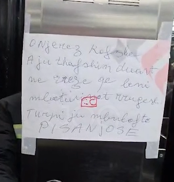  Ju thafshin duart deri në rrëzë kush i hedh   banorët injorojnë shënimin dhe hedhin sërish mbeturina