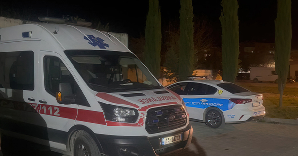 63-vjeçari vdes në spital, mjekja e Fierit akuzohet për neglizhencë