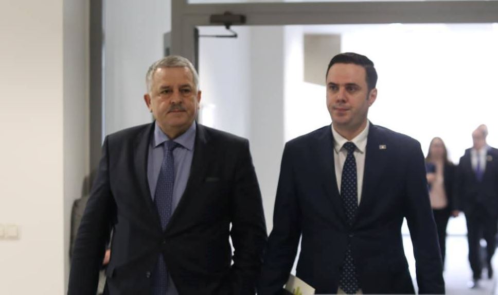 Abdixhiku për Agim Veliun: E ka vendin e tij në LDK gjithmonë, derën e ka hapur