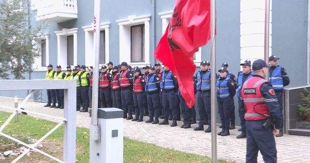 Edhe policët lihen pa shpërblime  fondet  zhduken  në fundvit