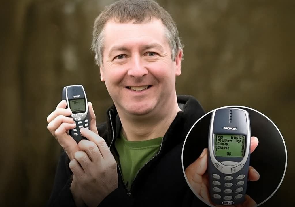 Pas 22 vitesh,nje burrë gjeti një nokia 3310 që ende kishte rreth 70% bateri
