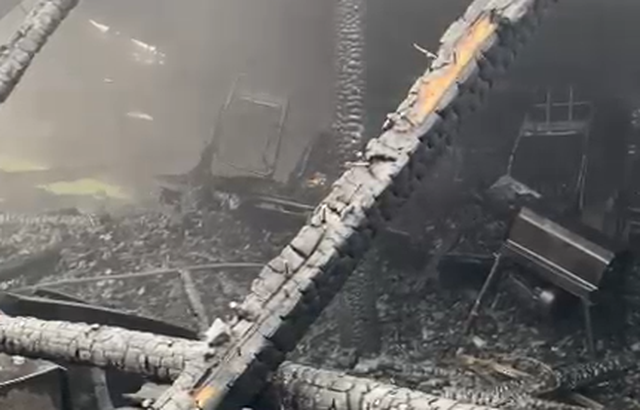 Shkëndija elektrike shkrumbon banesën në Lishan të Dibrës