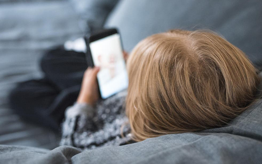 Evropa drejt kufizimit të rrjeteve sociale për fëmijët