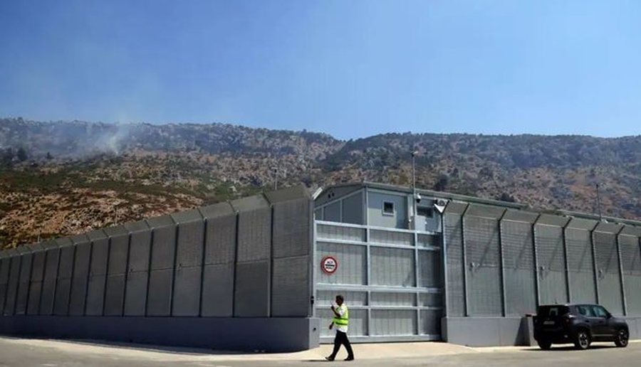 Qeveria italiane dhe shqiptare gati të mbushë Gjadrin me bangladeshas dhe egjiptian