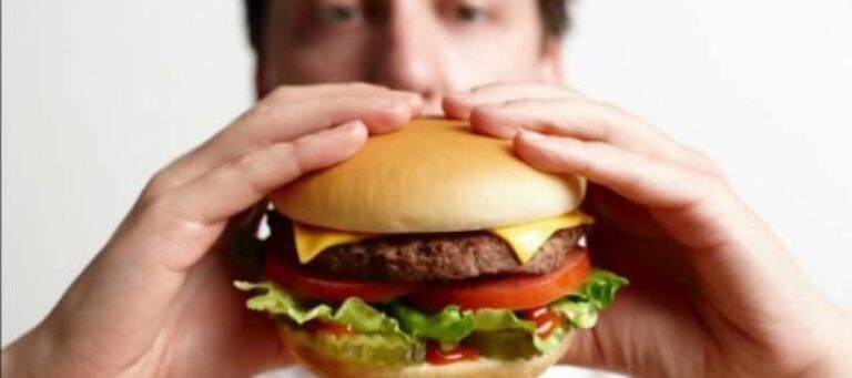 Shkencëtarët zbulojnë pse shtojmë peshë më shumë në dimër