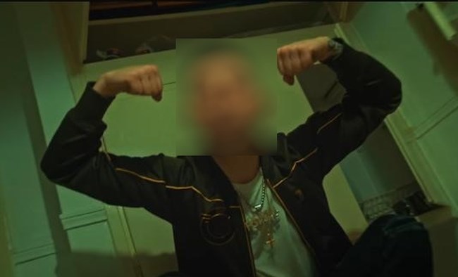 Këngëtar nga Tepelena dhe trafikant droge, i riu shqiptar arrestohet në Athinë