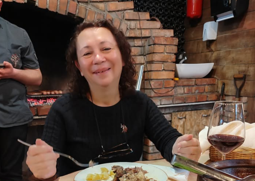 URGJENTE  Zhduket shtetasja turke në Tiranë  dyshohet se mund t i bëjë keq vetes 