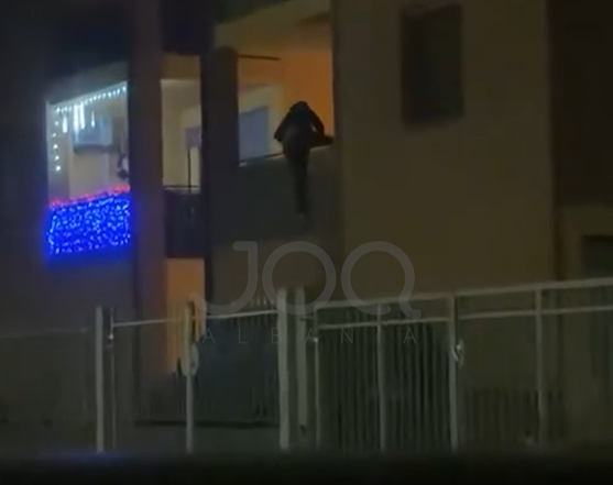  Skifteri  shqiptar në aksion  nis turnin e natës me ngjitjen e suksesshme në ballkon
