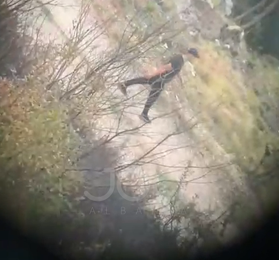 Denoncim nga Barkaneshi   Dy vëllezër po na kërcënojnë për parcelat e kanabisit  njëri prej tyre polic 