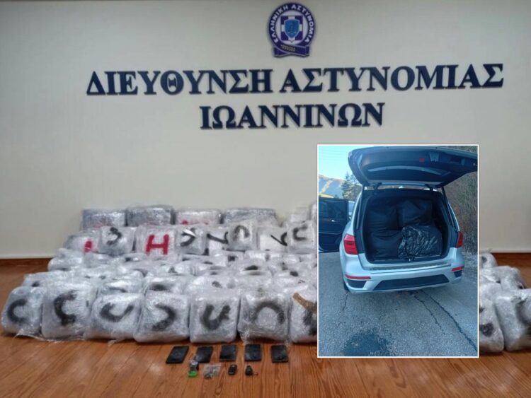 Kapen 215 kg marijuanë brenda një makine në Janinë, në pranga tre shqiptarë, mes tyre edhe një grua