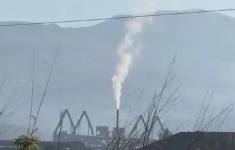 Ferrokromi helmoi qytetin, gjykata e Elbasanit lë të lirë 16 të arrestuarit