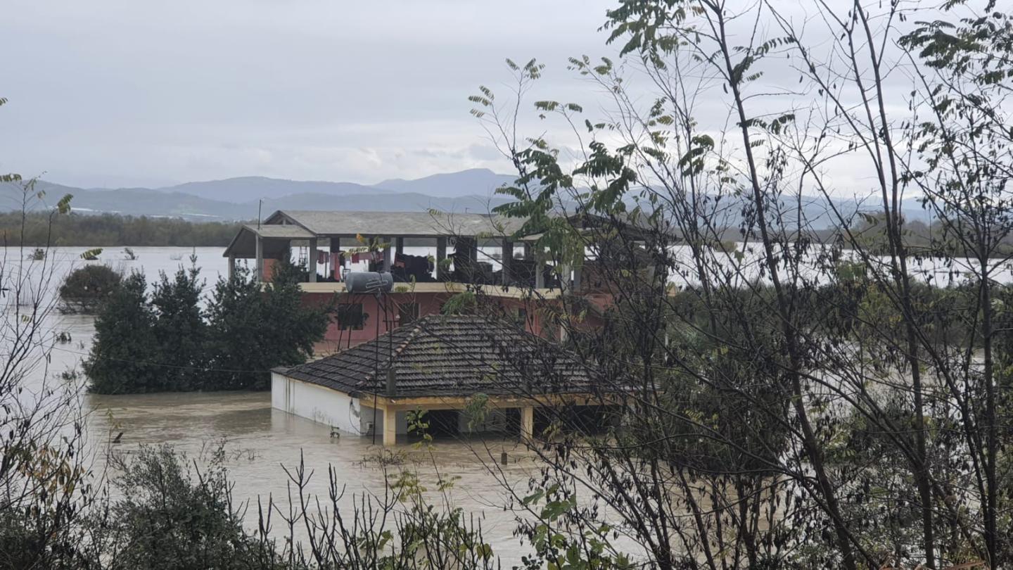 Shqipëria kërcënohet nga kriza klimatike  Rrezikohen 7  e PBB së dhe 9 8 Mld $ investime për mbijetesë