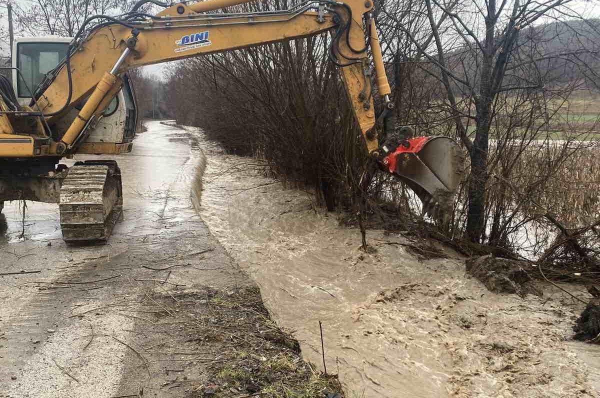 Instituti Hidrometeorologjik paralajmëron: Rrezik për vërshime në Kosovë