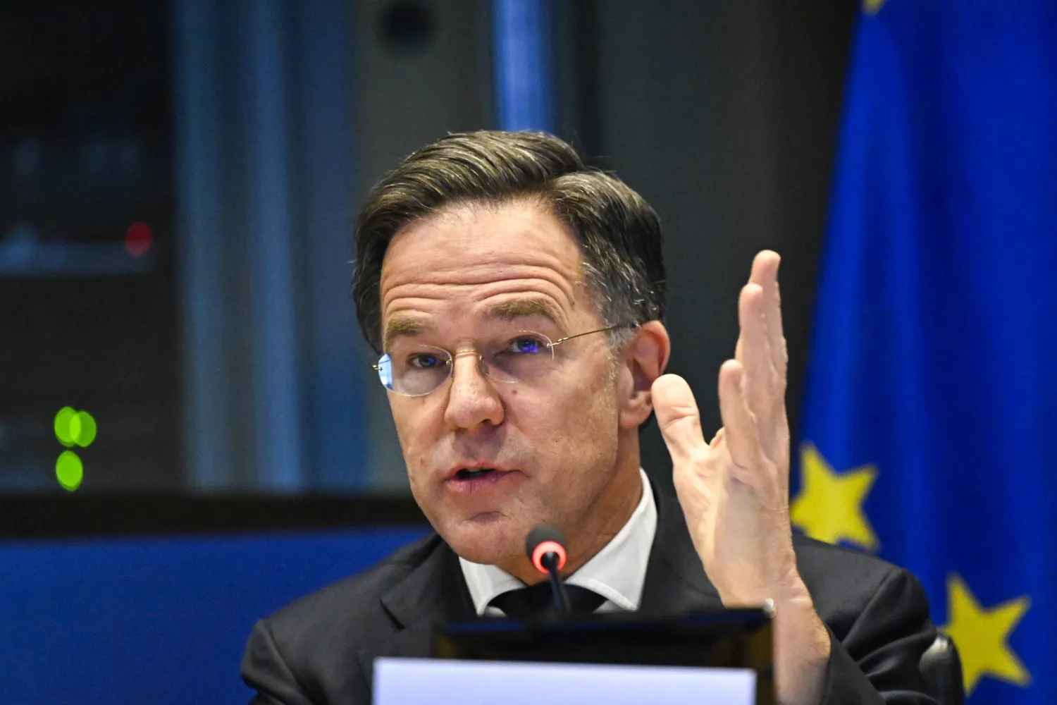  Vërini gishtin kokës   shefi i NATO s  Europa s mund të mbrohet pa SHBA 