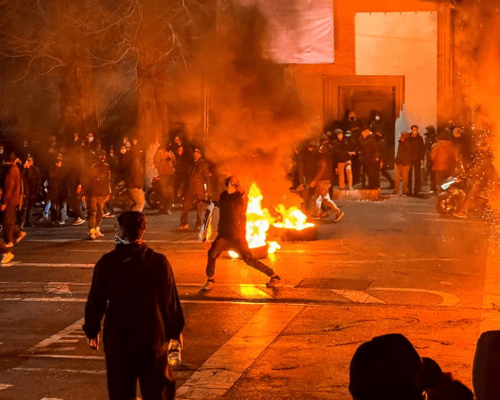 Turqia paralajmëron SHBA dhe Izraelin  Ndërhyrja në Iran do të destabilizonte Lindjen e Mesme 