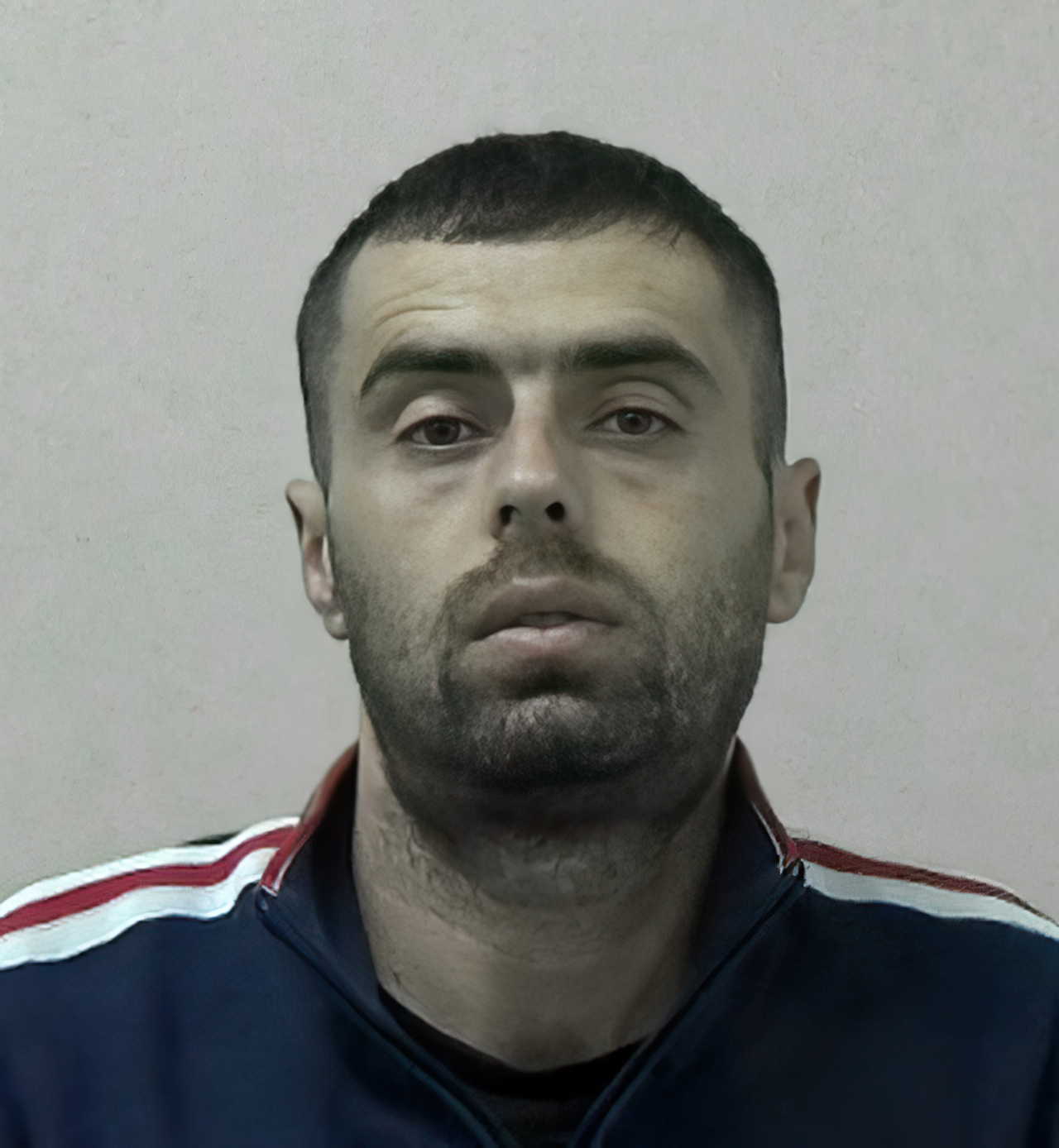 Shqiptari nuk zë mend  deportohet për herë të pestë nga Anglia