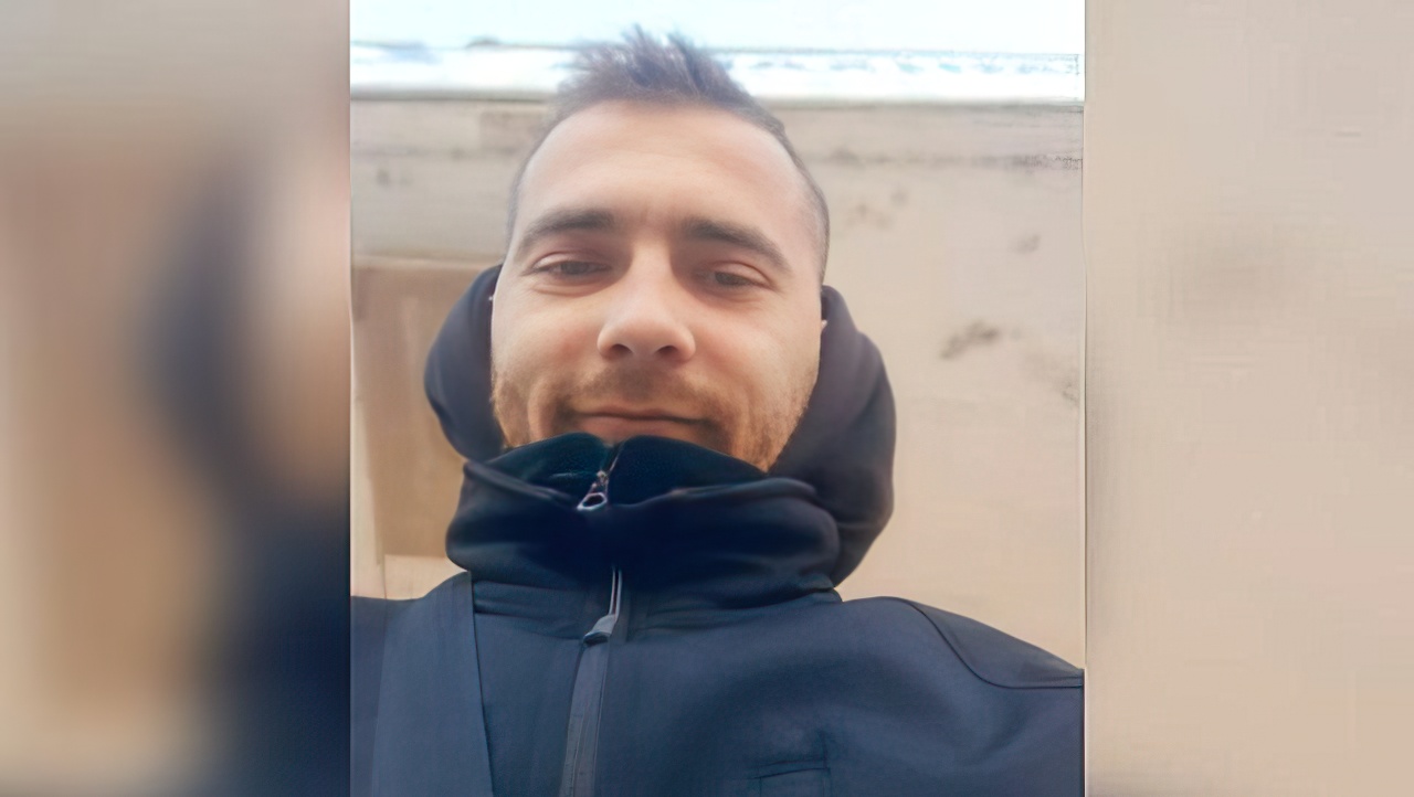 Vasili  tifozi shqiptar i PAOK ut që humbi jetën në aksidentin tragjik në Rumani