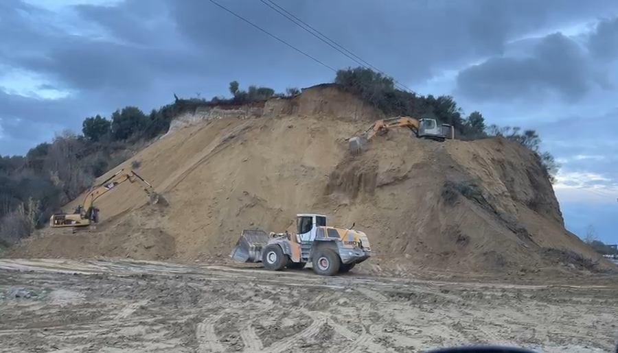Tokat e Mifolit shkatërrohen nga mjetet e rënda  punime pa leje dhe pa transparencë