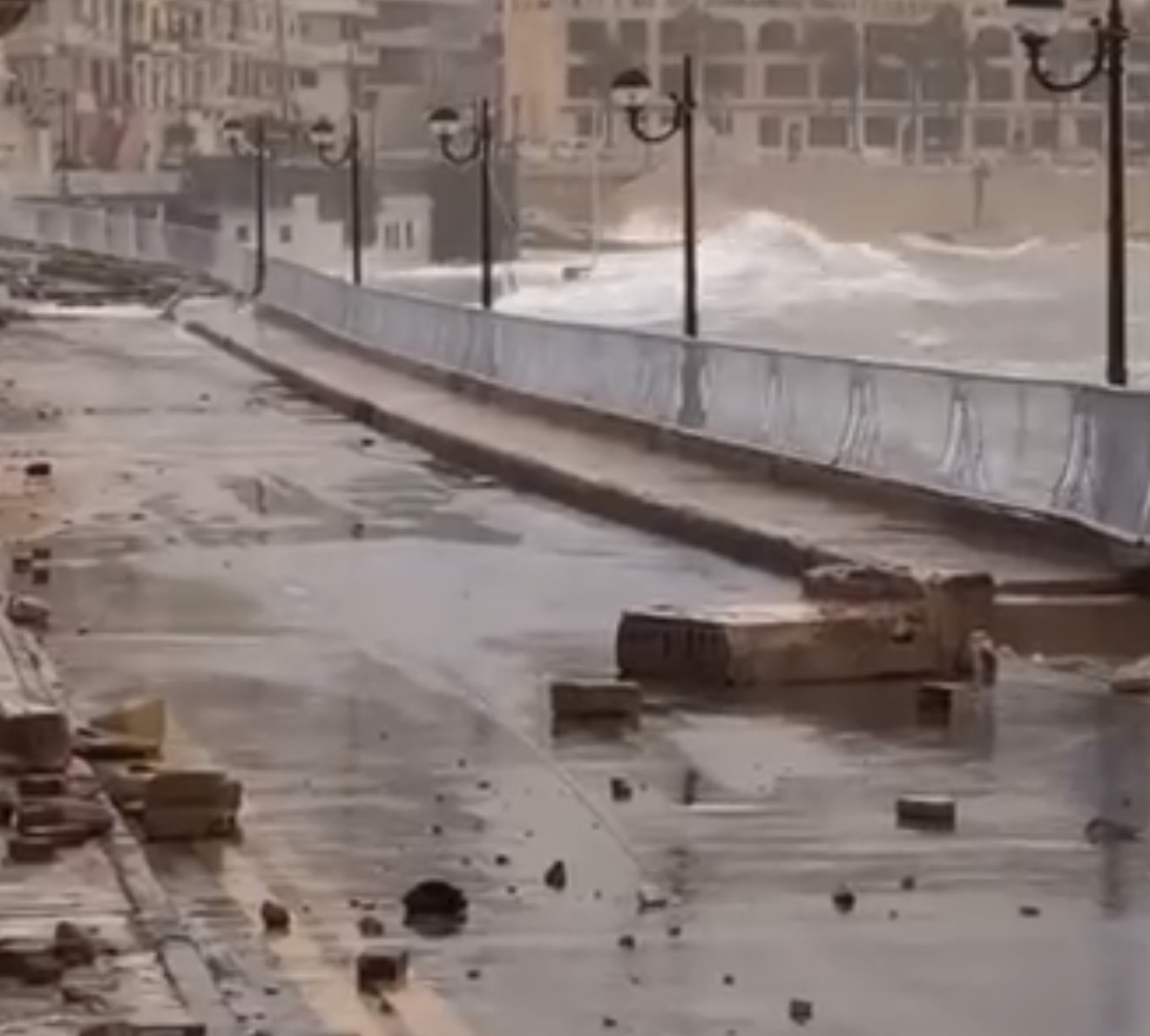 “Shenjat e Kijametit?!” Përmbytje të fuqishme në Maltë