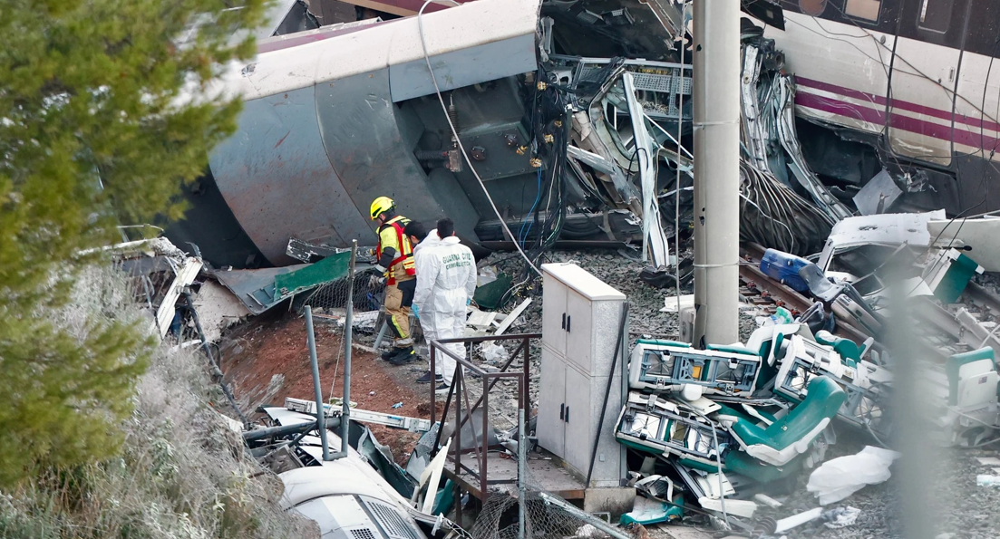 Si ndodhi aksidenti ‘i çuditshëm’ mes trenave? Njëri i kontrolluar të enjten, tjetri me 200 km/h