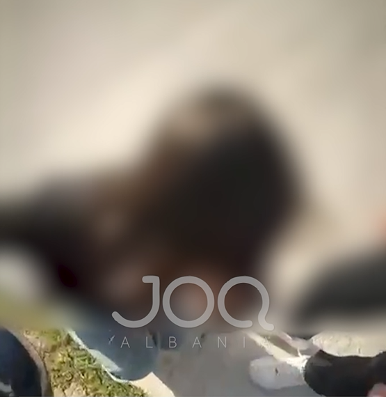  Thuaj të hëngsha    i mituri dhunon bashkëmoshataren e tij  e hedh videon në TikTok