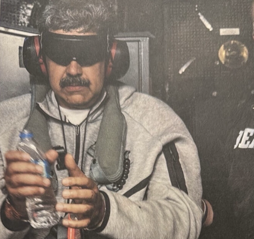 Me sy të mbuluar drejt SHBA, Trump publikon foton e Maduros në anijen luftarake