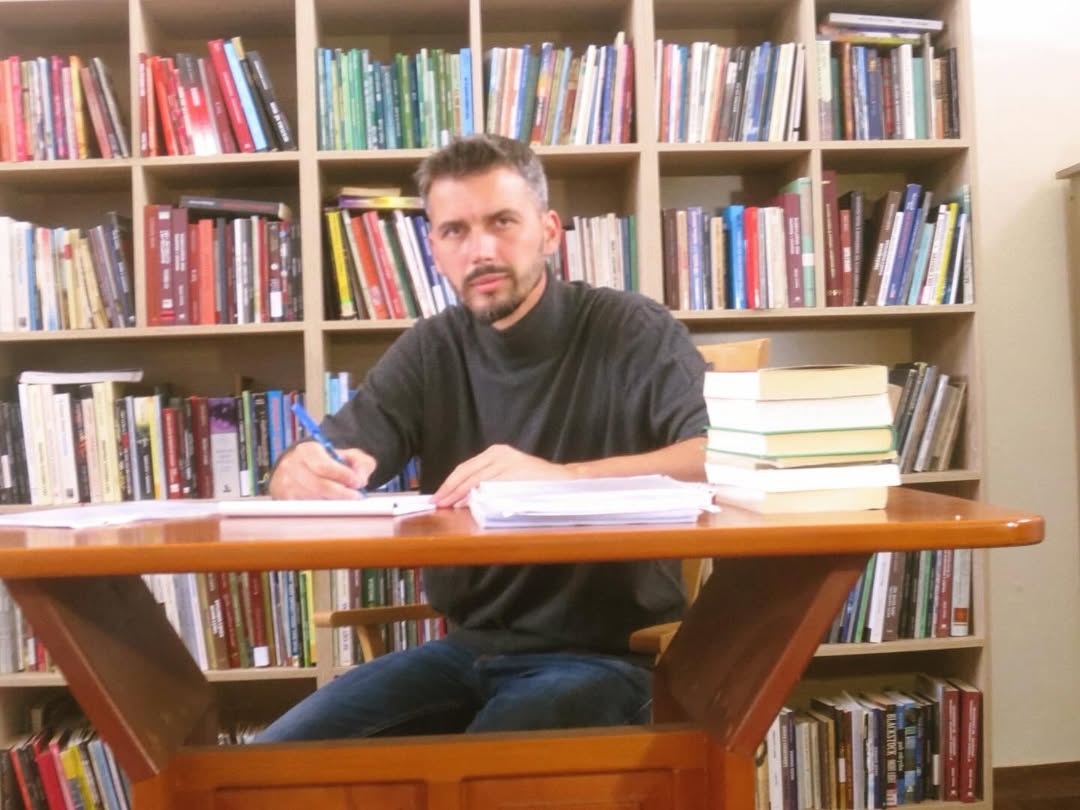 Publikoi audio në IG nga burgu   babagjyshi  Pjetri për JOQ  Po më cenohet e drejta e fjalës