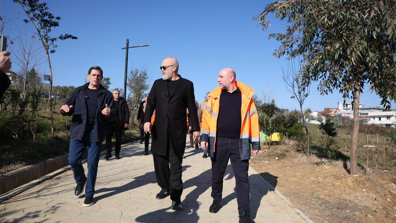 Shumica në Angli, Kipja: Kemi shumë të rinj! Beton në liqenin e Paskuqanit