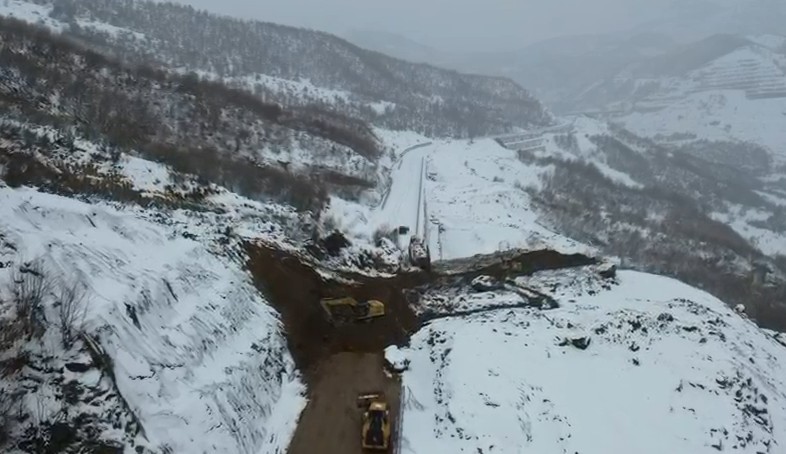 Aksi i florinjtë Qukës Qafë Plloçë e bllokuar  pse gënjeu Bela para Ramës 