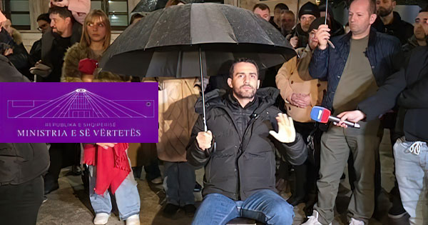 Mrekulli e mjekësisë falas: Pas goditjes në kokë, Lapaj rikthehet në shesh