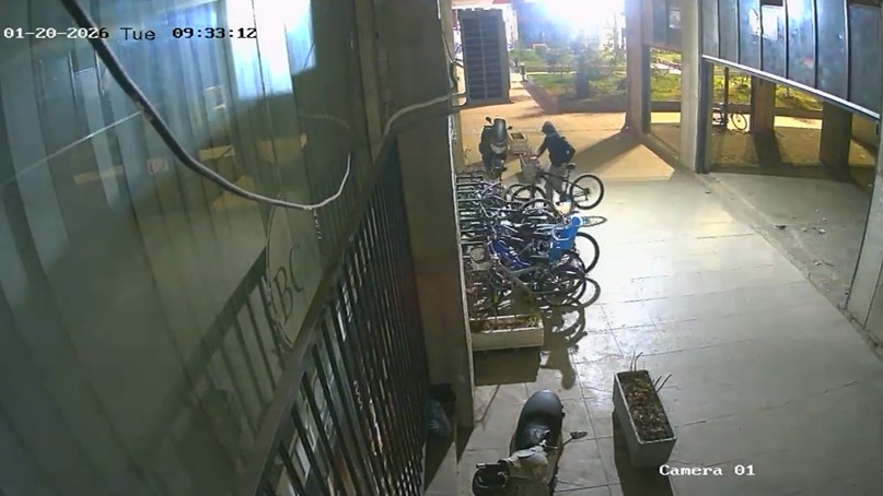 Një djalë i vjedh dy biçikleta qytetarit, i jep kohë 24 orë t’i kthejë