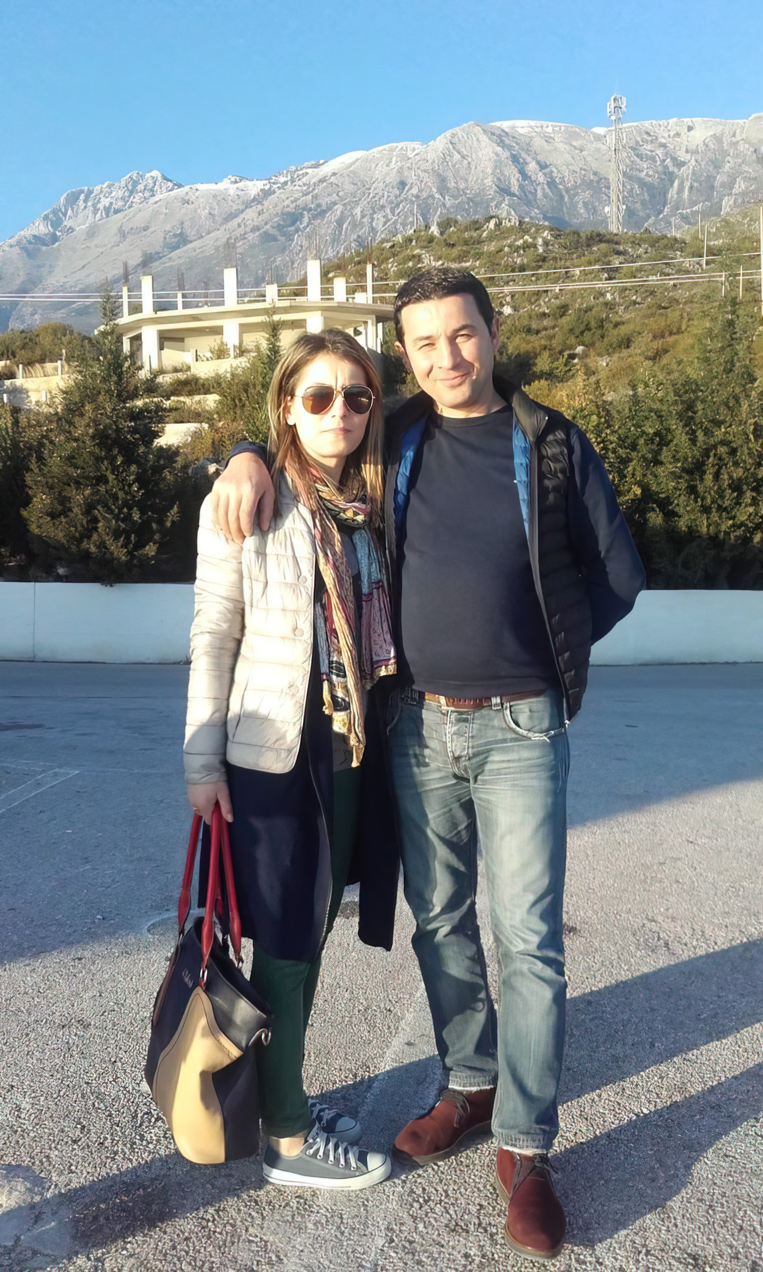 Vrau gruan dhe më pas veten  ky është çifti Xhebro nga Orikumi