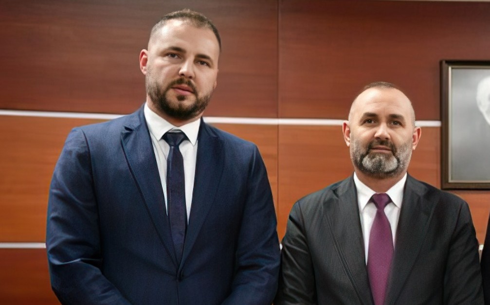 Krimineli iku  burgjet pa siguri  Klevis Qose i Ulsi Manjës po punon apo po pasurohet 