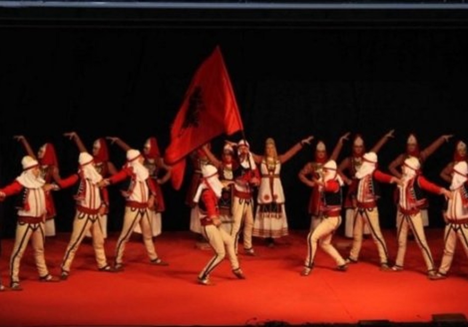 Vdes koreografi i njohur kosovar