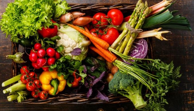 Ushqimet që nuk duhen mbajtur asnjëherë në frigorifer!