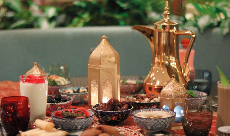 Këshillat që duhet t’i keni parasysh në iftar pas agjërimit gjatë ditës