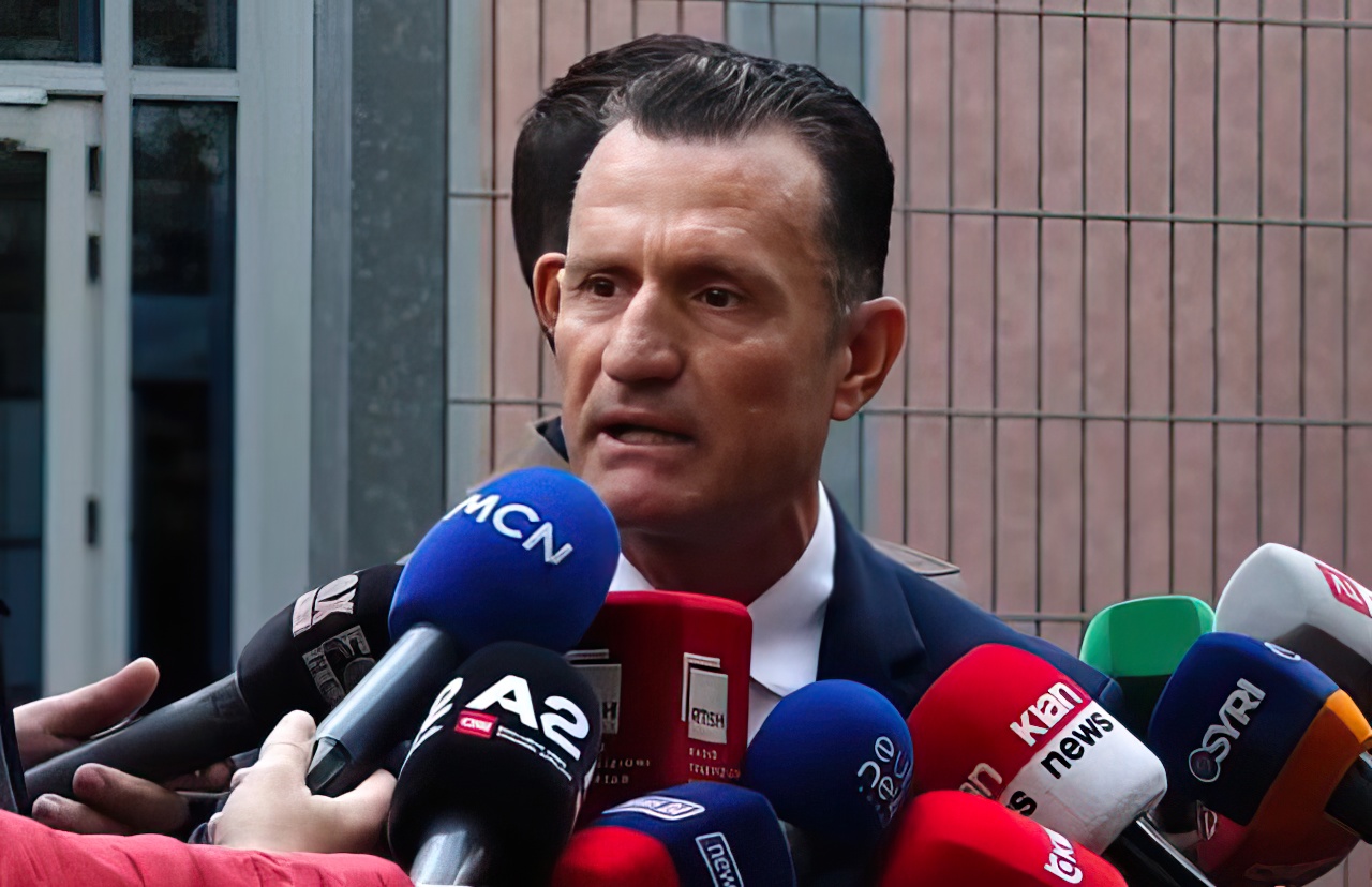 Dhunohet në Vlorë avokati Kujtim Cakrani  mbrojtësi ligjor i Metës përfundon në spital