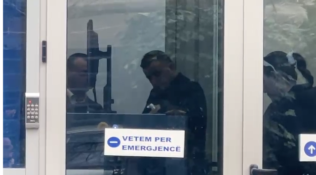 Kryetari i Bashkisë Gjirokastër  Flamur Golemi paraqitet në SPAK