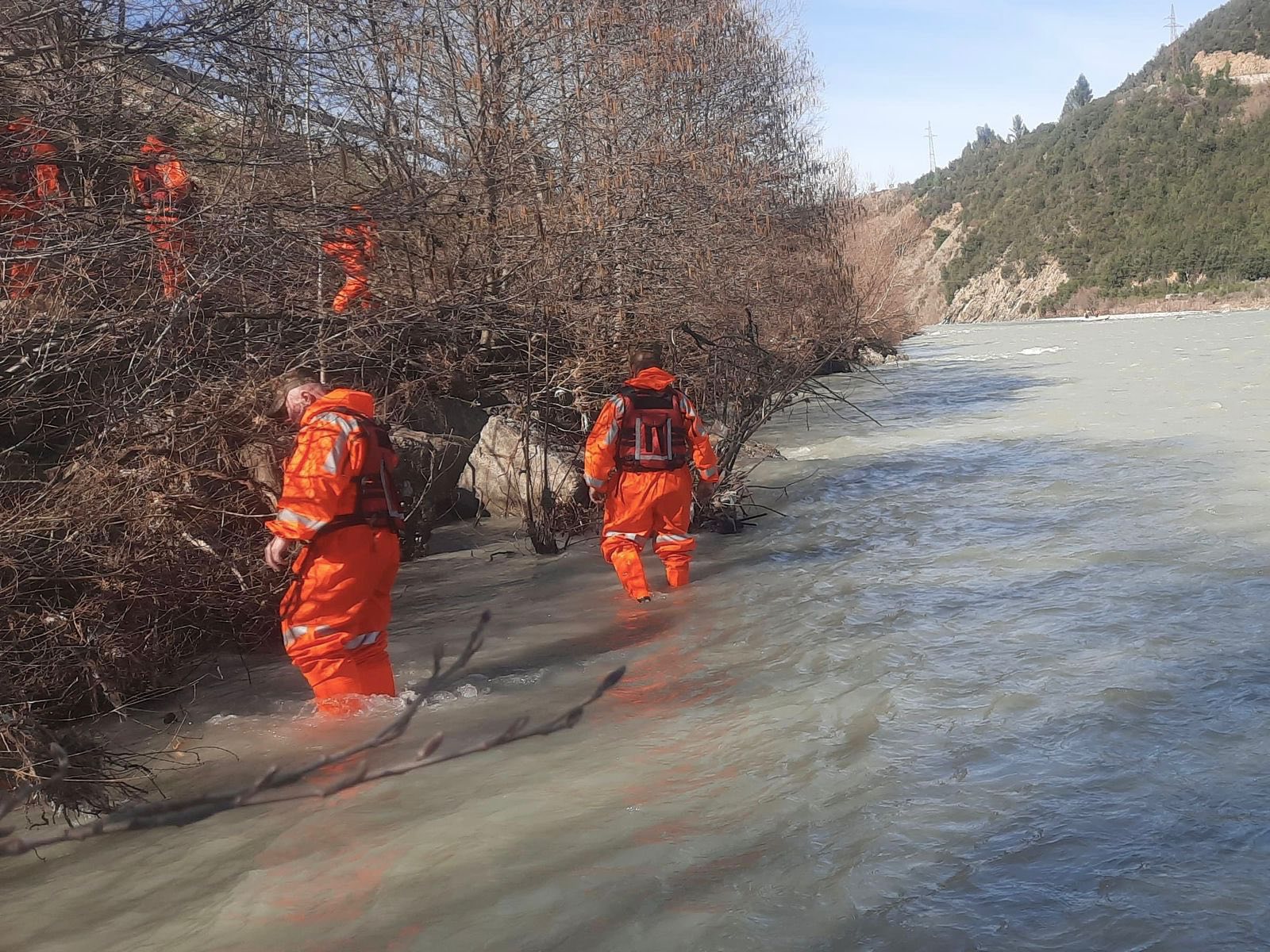 Gjendet në ujërat e Osumit trupi i pajetë i Ilir Kurtit  dyshohet se u vetëhodh