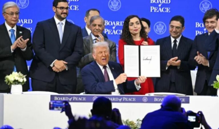 Bordi i Paqes lanson faqen zyrtare, vendosen edhe flamujt e Kosovës dhe Shqipërisë si shtete themeluese