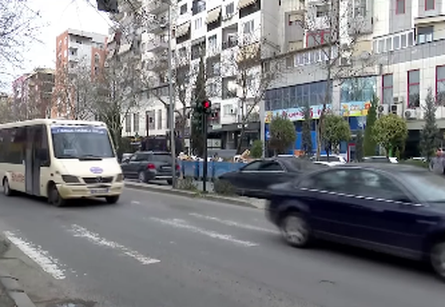 Aksidentuan për vdekje 7 vjeçarin në Tiranë dhe u arratisën  arrestohen 2 shoferë