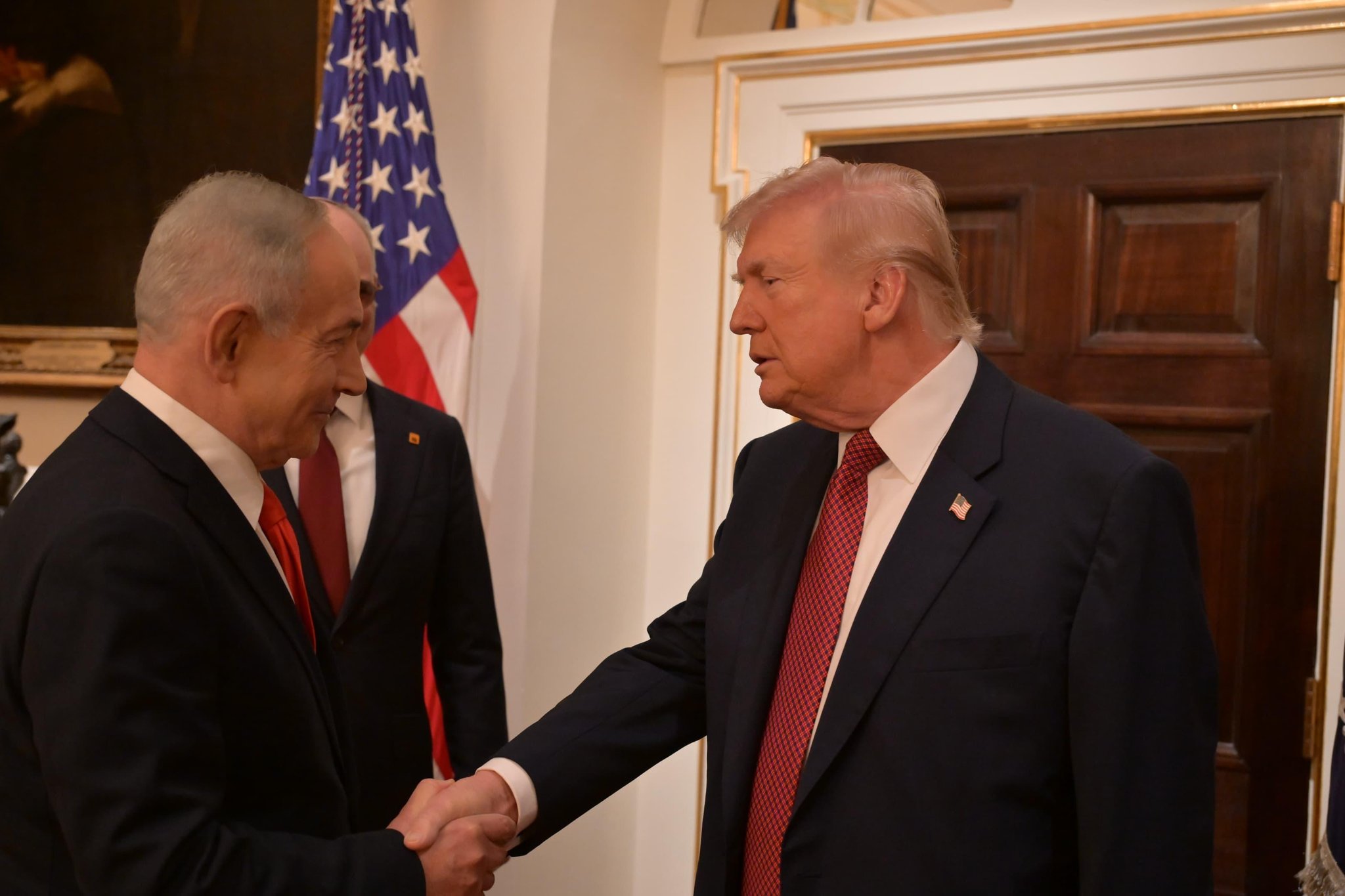 Trump takon Netanyahun  këmbëngul për vazhdimin e negociatave me Iranin