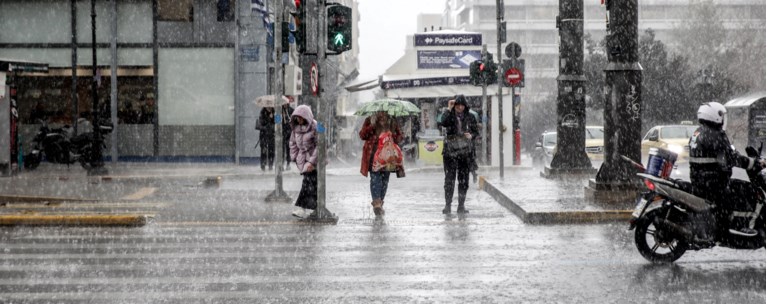 Mot ekstrem në Greqi  7 rajone në alarm të kuq