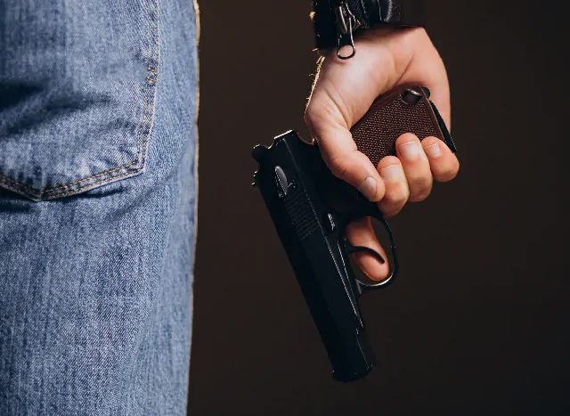 Ekzekutohet në mes të rrugës 25 vjeçari shqiptar në ltali