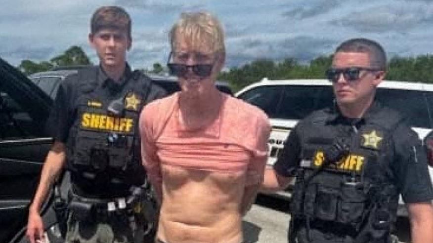  Tentoi të vriste Donald Trump në fushën e golfit  59 vjeçari dënohet me burgim të përjetshëm 