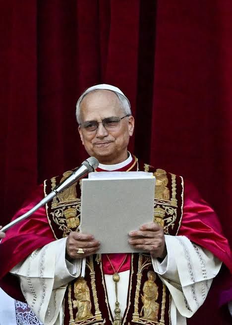 Papa Leo XIV thirrje priftërinjve: Mos shkruani predikimet me ChatGPT