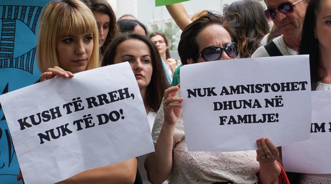 Femicidi në Shqipëri, mes boshllëqeve ligjore dhe betejës kulturore kundër dhunës ndaj grave