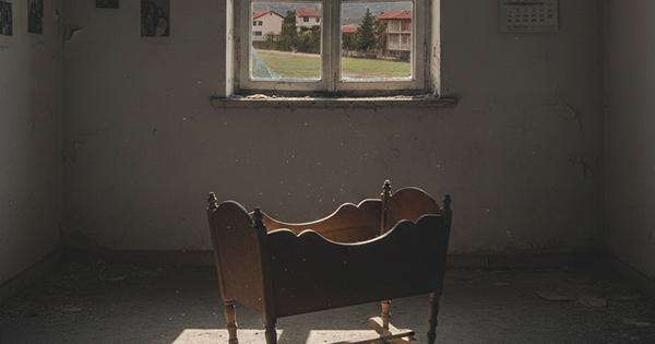 Shqipëria drejt  shuarjes   lindjet bien me 74  që nga viti 1990